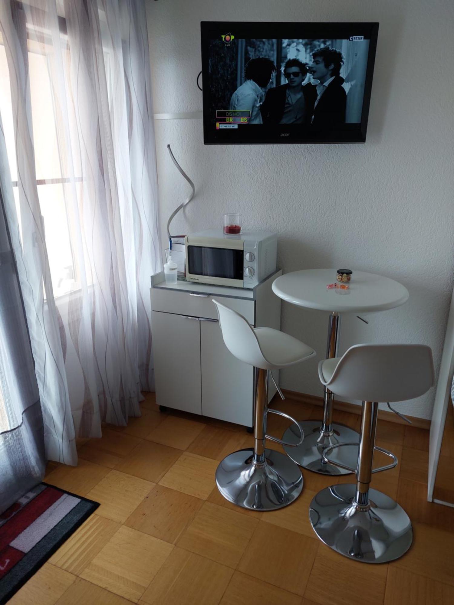 Joli Studio Avec Terrasse Et Vue Exclusivement Pour Non Fumeurs Belmont-sur-Lausanne ภายนอก รูปภาพ